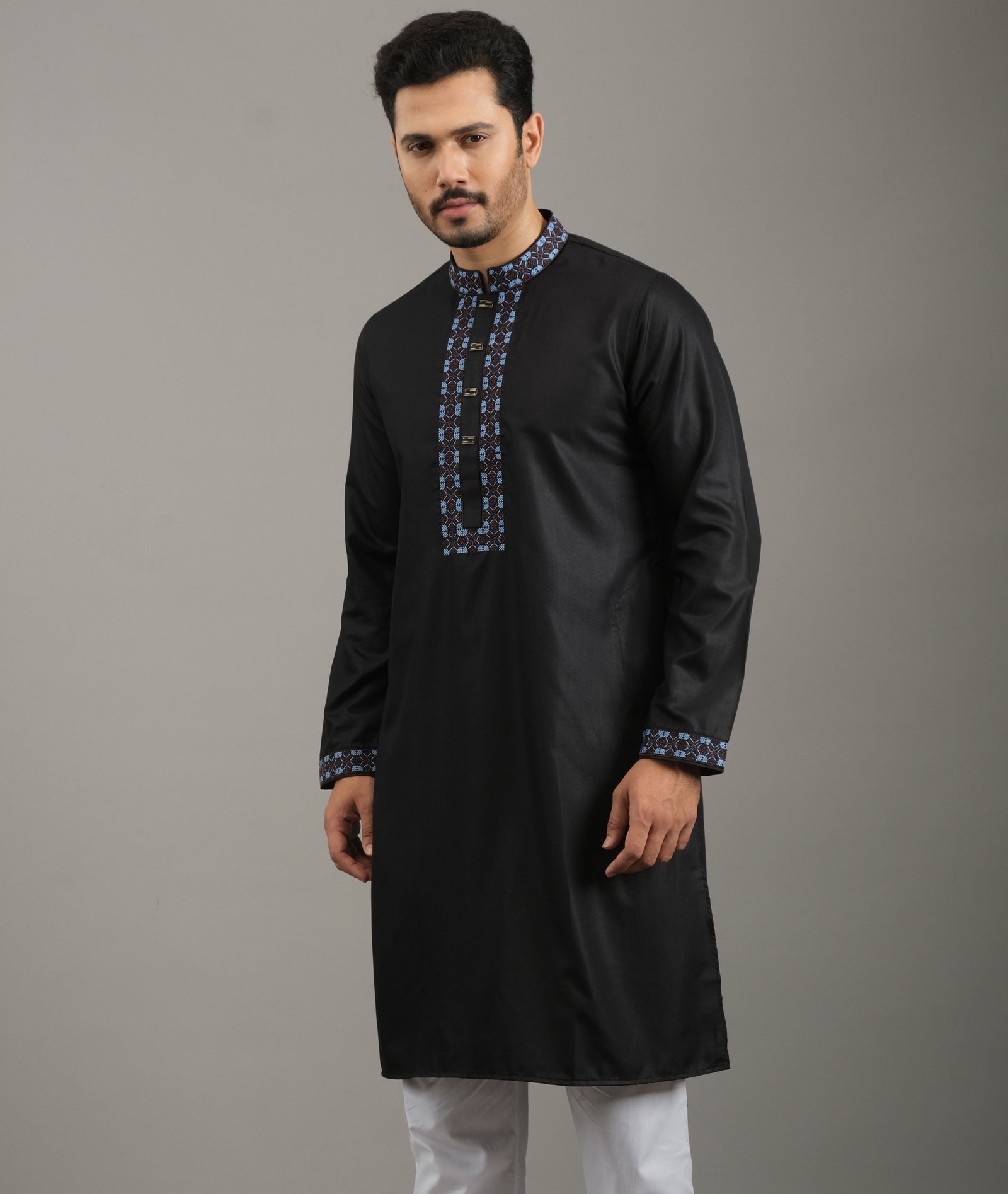 RR-494 (1) Exquisite Embroidery Work Panjabi. RR-494 - Image 1